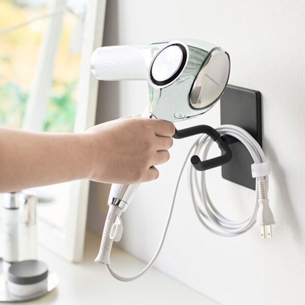 iellio（イエリオ）の「タワー　ウォール角度調節ドライヤーホルダー＜ｔｏｗｅｒ山崎実業＞（洗面用品）」｜詳細画像