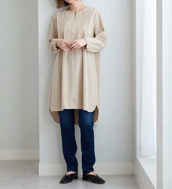 BELLUNA（ベルーナ）の「コーデュロイ素材ピンタック使いワンピース（その他ワンピース）」｜詳細画像