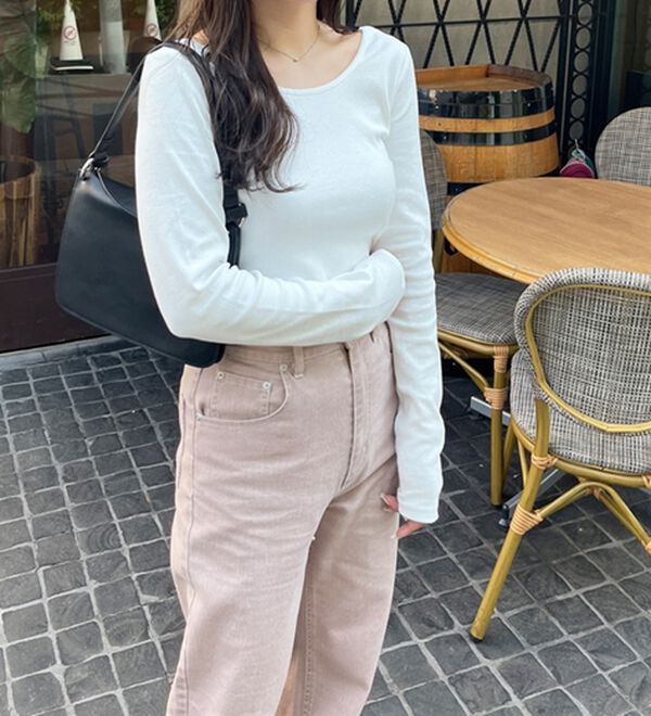 GeeRA（ジーラ）の「バックオープンリブトップス（カットソー）」｜詳細画像