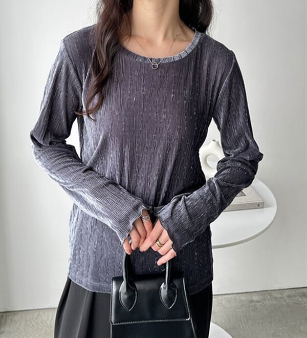 GeeRA（ジーラ）の「ベロアプリーツカットソー（カットソー）」｜詳細画像