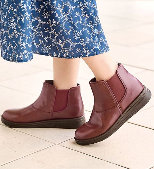 BELLUNA（ベルーナ）の「幅広軽量柔らかソールのスリッポンブーツ（ブーツ）」｜詳細画像