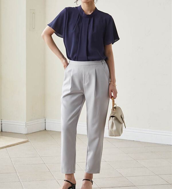 RANAN（ラナン）の「【新色追加】機能付タックデザインブラウス（ブラウス）」｜詳細画像