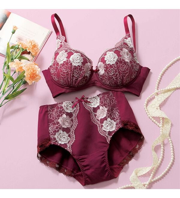 LAVIENNE（ラヴィエンヌ）の「【５色組】大人デザインのブラ＆ショーツ（ブラジャー＆ショーツセット）」｜詳細画像