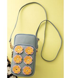 ESTACION（エスタシオン）＞牛革スマホショルダー - ベルーナ