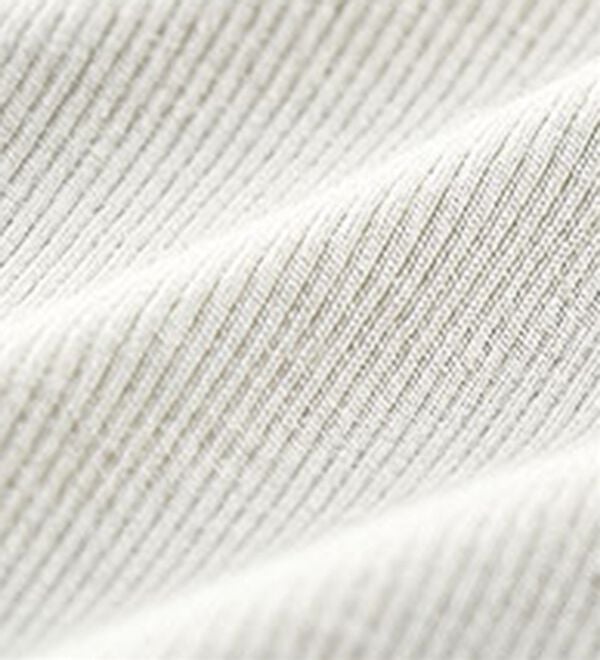 BELLUNA（ベルーナ）の「うっとりなめらか素材ハイネックプルオーバー（カットソー）」｜詳細画像