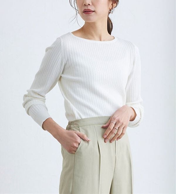 Pierrot（ピエロ）の「【洗濯機で洗える】ネックが選べるシルクタッチリブニット（ニット・セーター）」｜詳細画像
