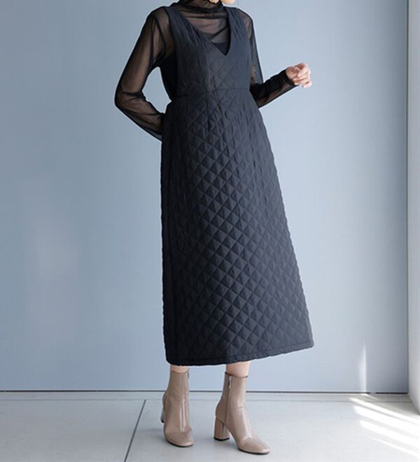 RANAN（ラナン）の「キルティングＶネックジャンパースカート（ジャンパースカート）」｜詳細画像