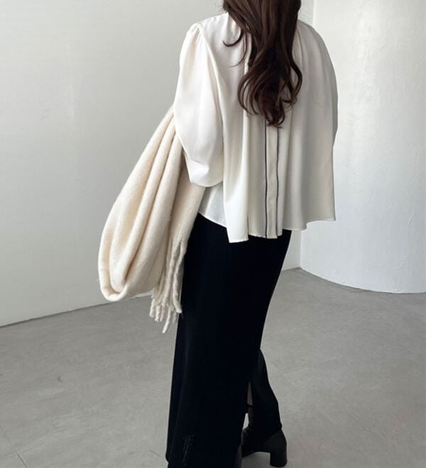 GeeRA（ジーラ）の「前後２ＷＡＹバイカラーブラウス（ブラウス）」｜詳細画像