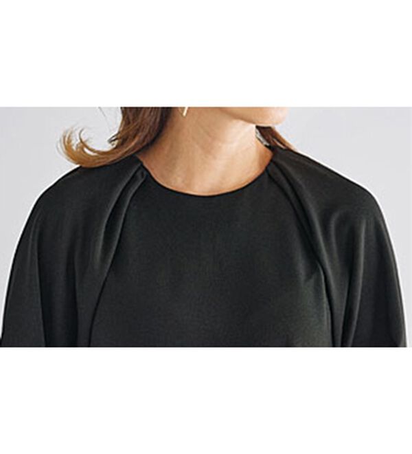 BELLUNA（ベルーナ）の「色褪せにくい黒！バイカラーブラウス（セットアップ）」｜詳細画像