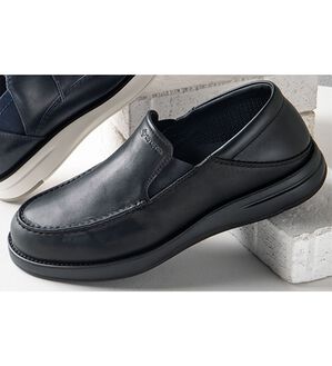 「リーガルウォーカー　タウンウォーキングシューズ（メンズスニーカー）」｜スリッポンブラック