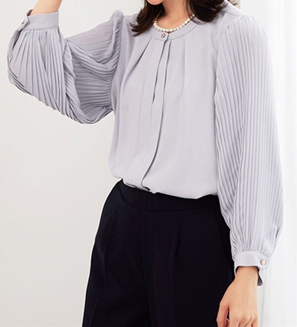 BELLUNA（ベルーナ）の「＜セレモニースタイル＞袖プリーツデザインブラウス（ブラウス）」｜詳細画像