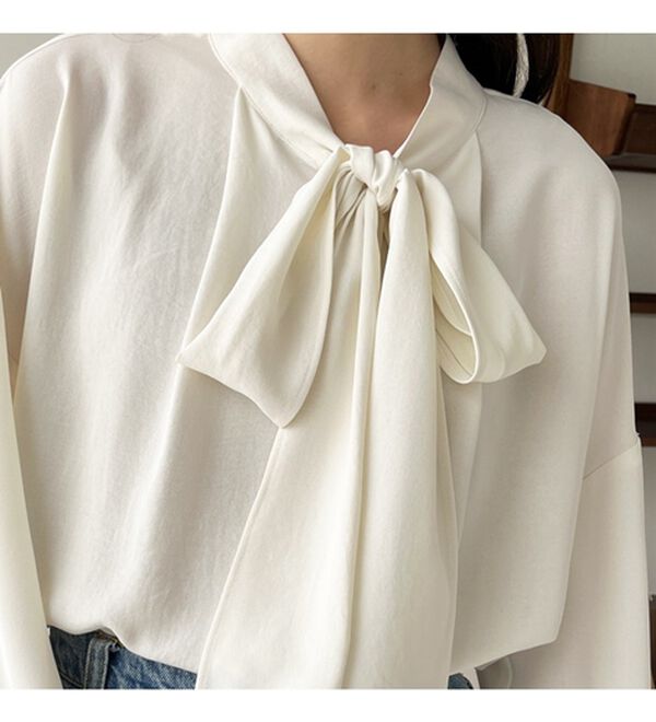 GeeRA（ジーラ）の「前後２ｗａｙボウタイブラウス（ブラウス）」｜詳細画像