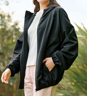 BELLUNA（ベルーナ）の「耐久はっ水パーカー（パーカー）」｜詳細画像