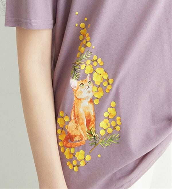 alotta（アロッタ）の「大人かわいいプリント綿混Ｔシャツ（Tシャツ）」｜詳細画像