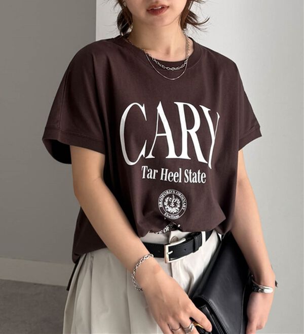 RANAN（ラナン）の「【汗シミ防止】カレッジロゴプリントT（Tシャツ）」｜詳細画像