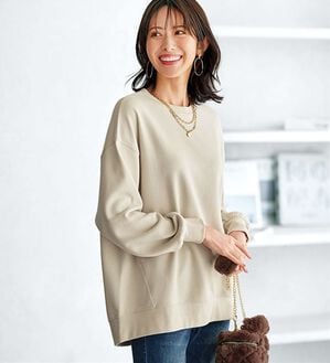 BELLUNA（ベルーナ）の「軽やか綿混！大人サマ見えスウェット（カットソー）」｜グレージュ