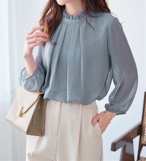 Viola e Viola（ヴィオラ エ ヴィオラ）の「フリル衿シフォンタックブラウス（ブラウス）」｜スモーキーブルー