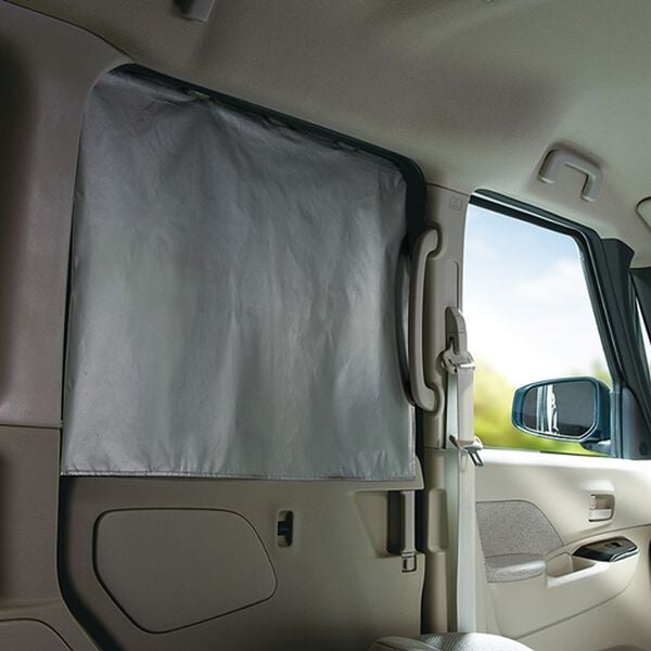 「【遮夏】生地使用　車のサイドカーテン２枚組（レジャー・カー用品）」｜詳細画像