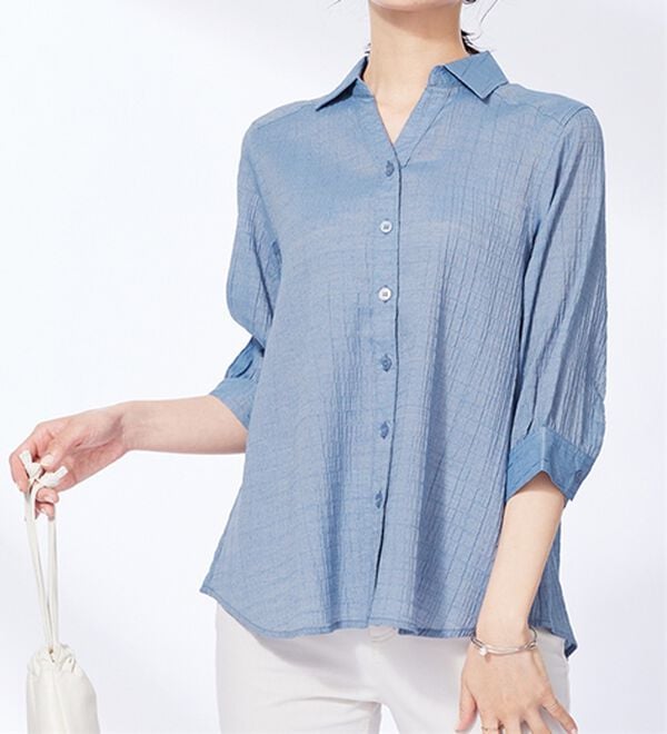 BELLUNA（ベルーナ）の「スキッパー衿ぽこぽこ素材ブラウス（ブラウス）」｜ブルー