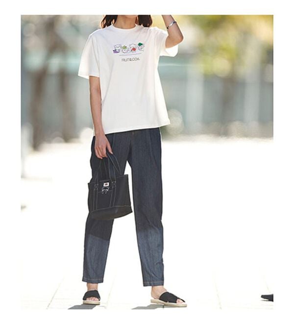 BELLUNA（ベルーナ）の「＜べるーにゃ&times;フルーツオブザルーム＞ポケット付ひょっこりミニトートバッグ（トートバッグ）」｜詳細画像