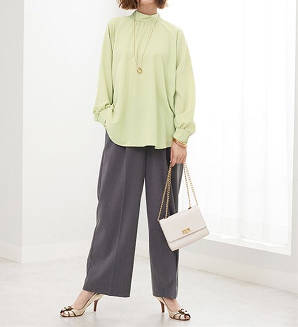 BELLUNA（ベルーナ）の「スタンド衿デザイン上品ブラウス（ブラウス）」｜詳細画像