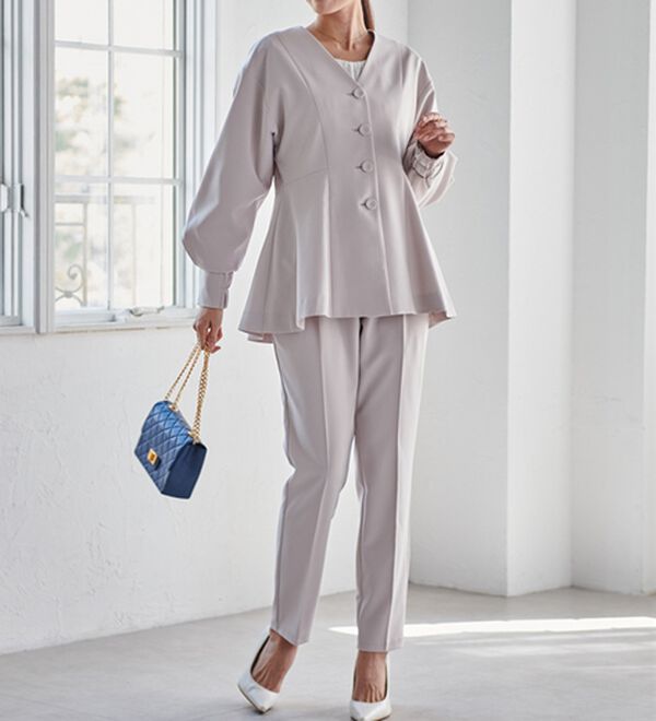 RANAN（ラナン）の「【２点セット】Ｖネックペプラムセットアップ（パンツスーツ）」｜詳細画像