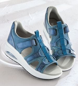 BELLUNA（ベルーナ）の「サッと履けるエアソールスニーカーサンダル（スニーカー）」｜ブルー