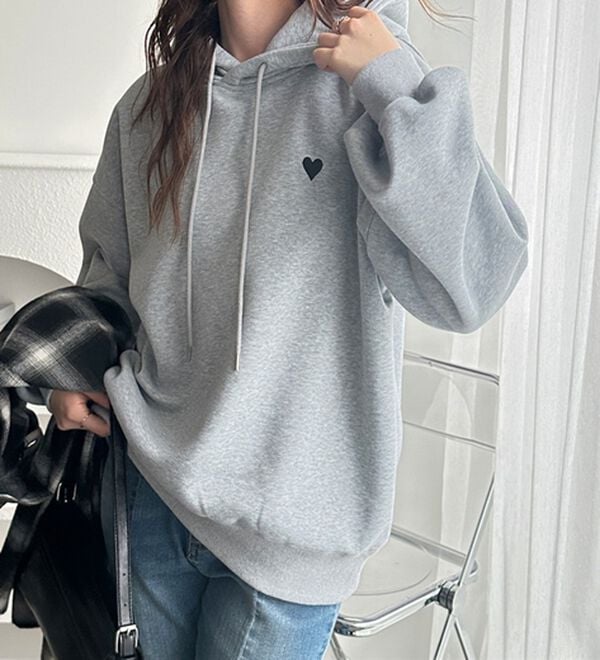 GeeRA（ジーラ）の「ハート刺繍裏起毛スウェットパーカー（パーカー）」｜詳細画像