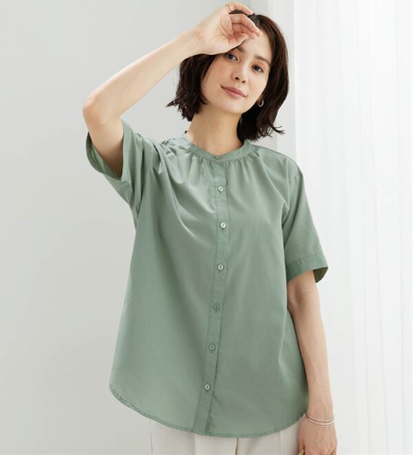 BELLUNA（ベルーナ）の「ギャザー使いバンドカラーブラウス（ブラウス）」｜詳細画像