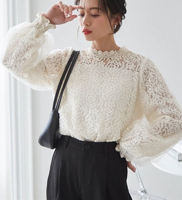 RANAN（ラナン）の「チュールドッキングフラワーレースキャンディースリーブブラウス（ブラウス）」｜詳細画像