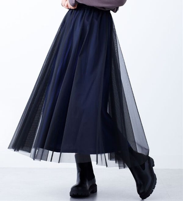 BELLUNA（ベルーナ）の「チュール素材フレアスカート（ロングスカート）」｜黒