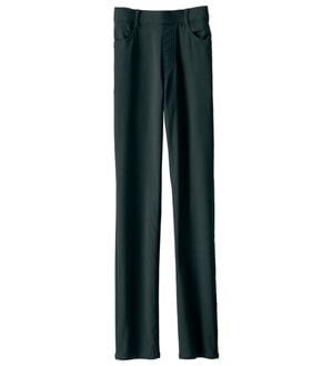 BELLUNA（ベルーナ）の「ゆるフィットスキニーパンツ（フルレングスパンツ）」｜黒