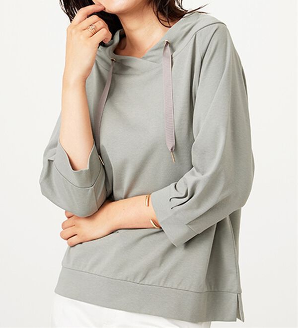 BELLUNA（ベルーナ）の「ヒンヤリ綿混ワイドネックプルオーバー（カットソー）」｜詳細画像