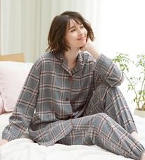 LAVIENNE（ラヴィエンヌ）の「綿１００％ふんわり柔か微起毛パジャマ（パジャマ・ルームウェア）」