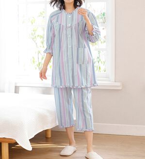 LAVIENNE（ラヴィエンヌ）の「サラッと涼感、綿１００％サッカーパジャマ（パジャマ・ルームウェア）」｜マルチストライプ