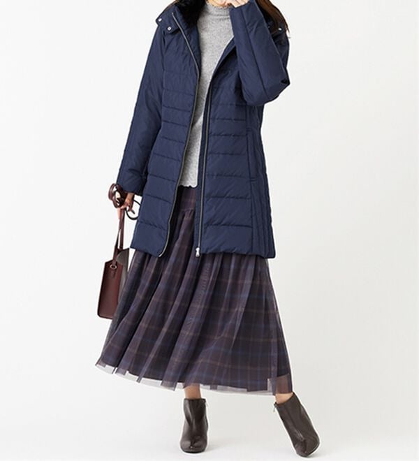 BELLUNA（ベルーナ）の「フレンチダウン使い細見えキルト切替ロングコート（ロングコート）」｜詳細画像