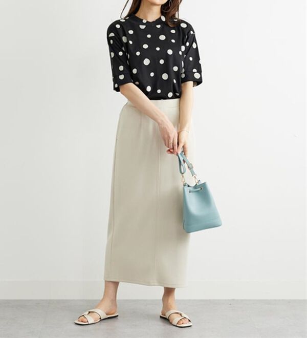 BELLUNA（ベルーナ）の「ランダムドット柄ワイドネックプルオーバー（カットソー）」｜詳細画像