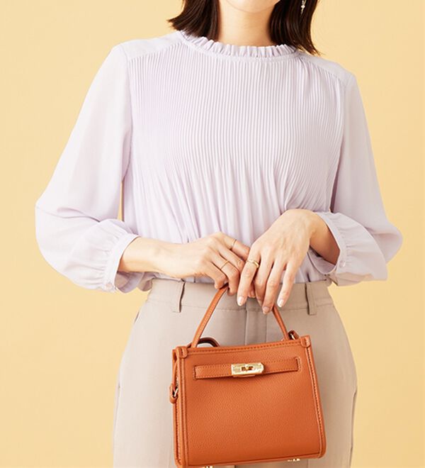 BELLUNA（ベルーナ）の「【新色追加】〈セレモニースタイル〉細プリーツデザインブラウス（ブラウス）」｜詳細画像