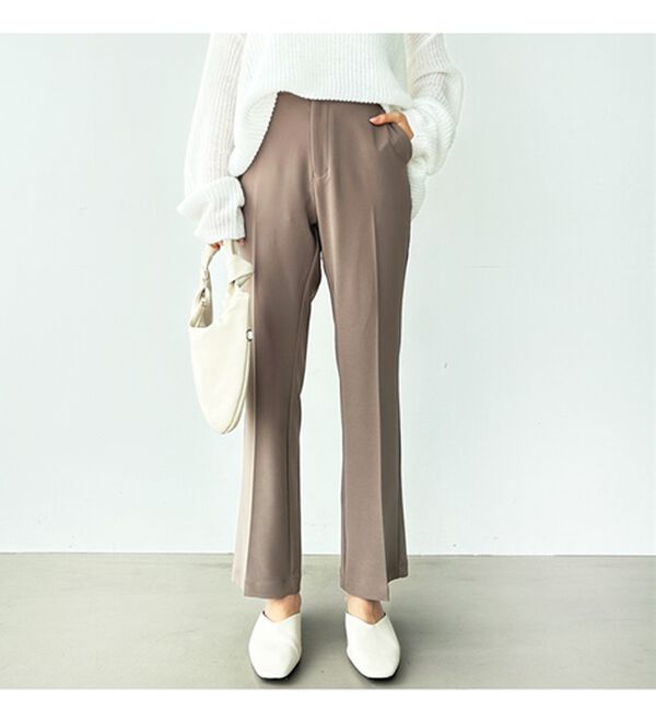 GeeRA（ジーラ）の「楽ちん＆キレイ見え美脚フレアーパンツ（フルレングスパンツ）」｜詳細画像