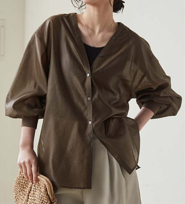 RANAN（ラナン）の「ディープVネックシアーシャツ（シャツ）」｜詳細画像