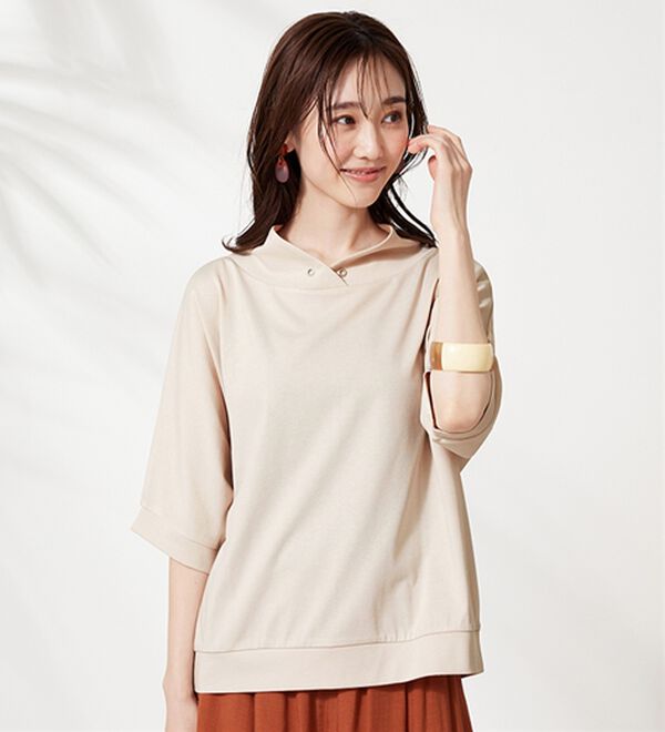 BELLUNA（ベルーナ）の「フード風衿デザインプルオーバー（カットソー）」｜詳細画像