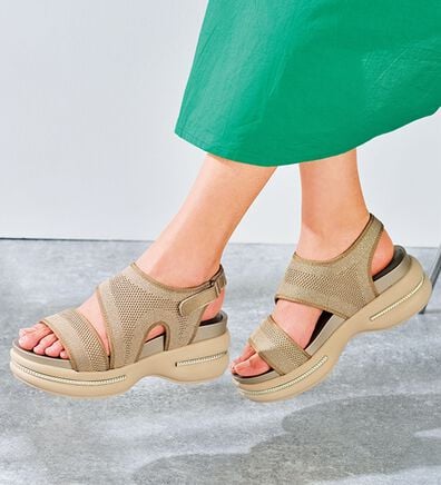 ルフラン（ルフラン）の「ヌーベルヴォーグリラックス　ビジュー付厚底ニットサンダル（サンダル・ミュール）」
