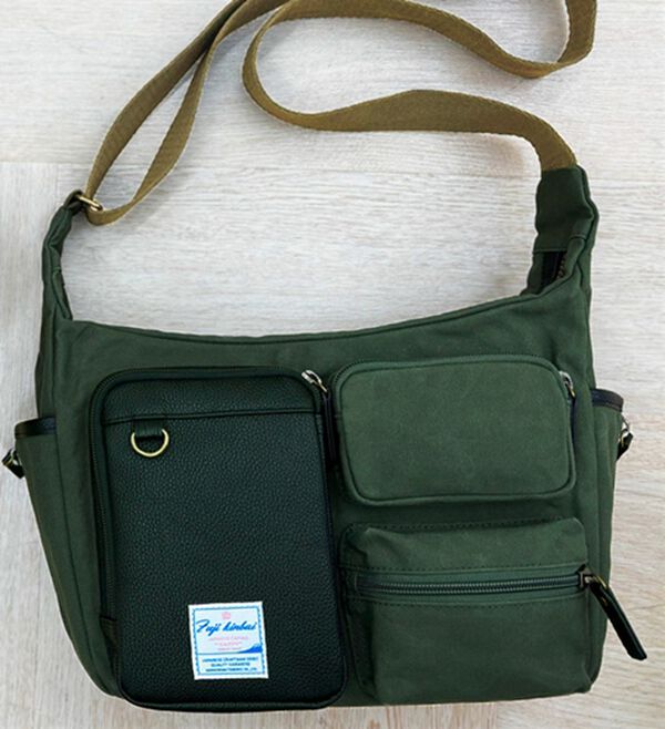 「大人に似合う国産帆布のこだわりクロスボディバッグ（メンズショルダーバッグ）」｜詳細画像