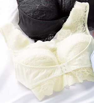 LAVIENNE（ラヴィエンヌ）の「おやすみ快適ブラ（ブラジャー）」｜アイボリー