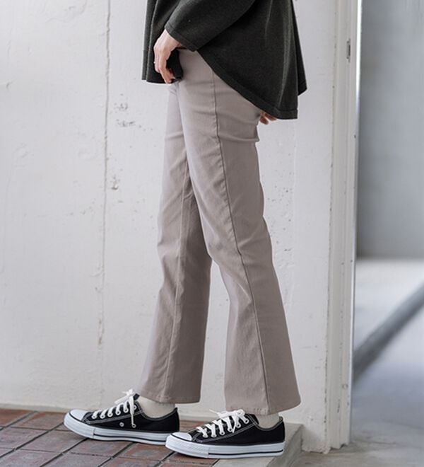 BELLUNA（ベルーナ）の「【選べる裏起毛】静電気防止！ヘリンボーンブーツカットパンツ（フルレングスパンツ）」｜詳細画像