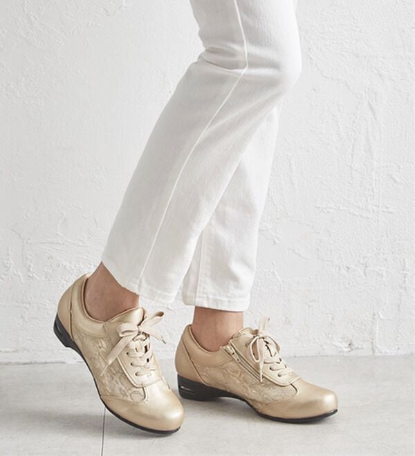 ルフラン（ルフラン）の「＜ラシーナコンフォート＞ほっそり見え４Ｅエレガントシューズ（スニーカー）」｜詳細画像