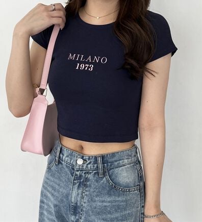 GeeRA（ジーラ）の「刺しゅうロゴコンパクトＴシャツ（カットソー）」