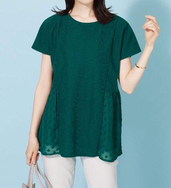 BELLUNA（ベルーナ）の「サイドシアードット切替チュニック（チュニック）」｜詳細画像