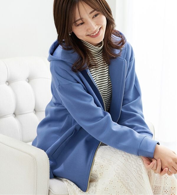 BELLUNA（ベルーナ）の「【快適Ｌａｂ．】とろみ素材裾タックパーカー（パーカー）」｜詳細画像