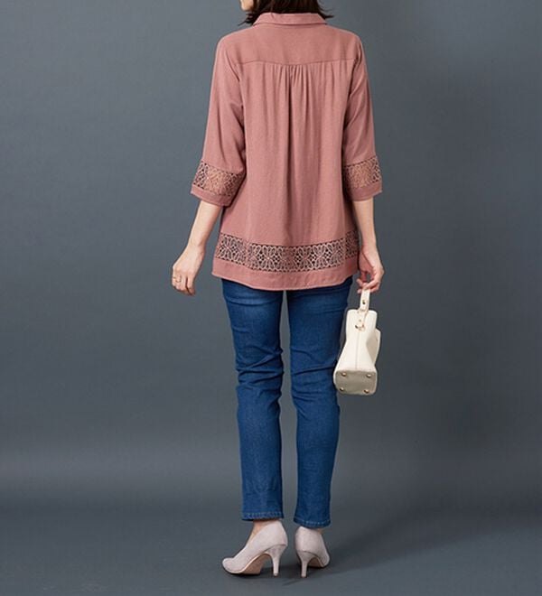 BELLUNA（ベルーナ）の「袖＆裾レースデザインシャツチュニック（チュニック）」｜詳細画像